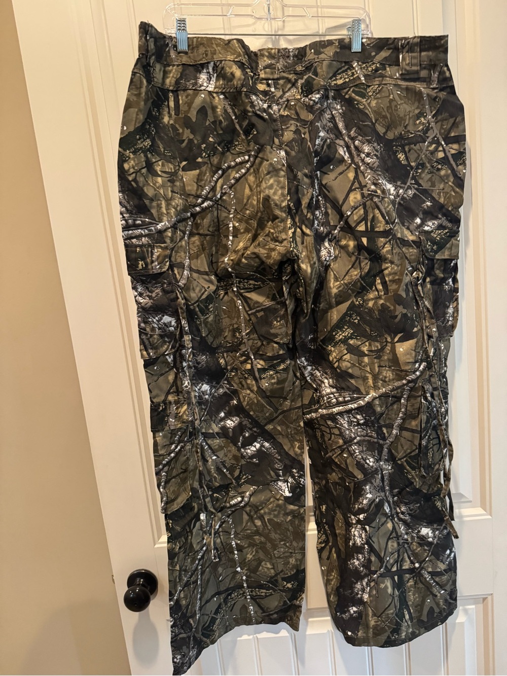 Women Green Camo Cargo Pants -